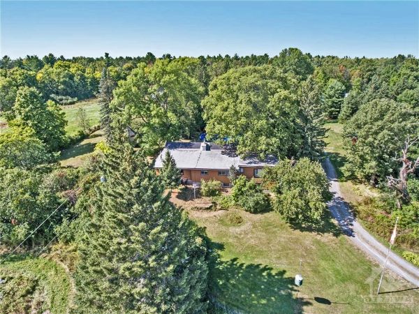 ottawa houses for sale, Houses for Sale in Kanata, Kanata Real Estate, Town houses for sale in Kanata, Jason Polonski, Kanata Real Estate Agent, Kanata Realtor, Condos for sale in Kanata, Houses for sale in Katimavik, Homes for sale in Kanata, Dunrobin Realtors, Dunrobin Real Estate Agents, Dunrobin Real Estate. Dunrobin houses for sale, Dunrobin Homes For Sale
