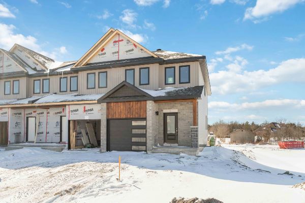 For Sale 60 O'DONOVAN by Jason Polonski