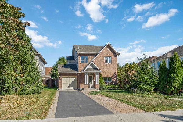 160 Grassy Plains Drive, Kanata, ON